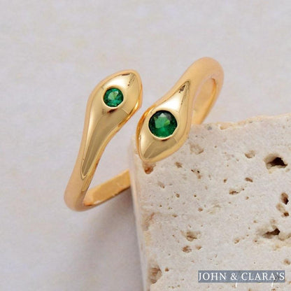 Transformation Emerald Snake Ring